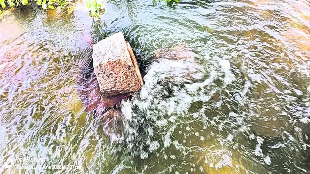 WATER: వంకల్లోకి తాగునీరు