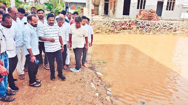 కాలనీల్లో సమస్యల్లేకుండా చూడాలి
