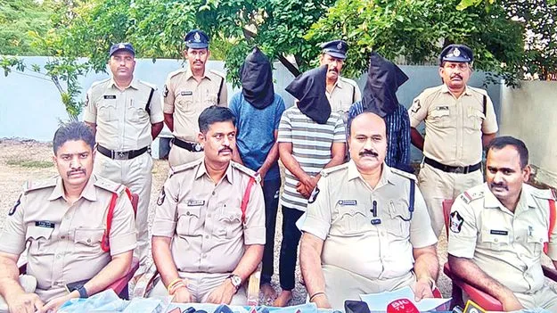    బైటపడ్డ హత్య మిస్టరీ