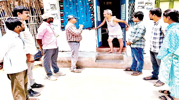 జనాభా తగ్గిందేంటి? 