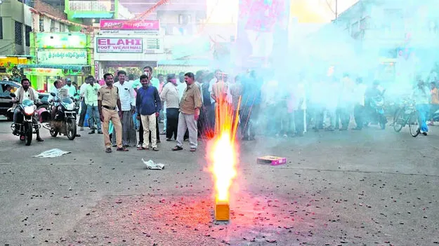 TDP: అమరావతికి ఆమోదంపై సంబరాలు