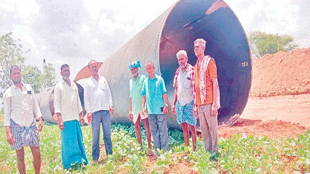 పంటల నష్టంపై చర్యలు తీసుకోవాలి 