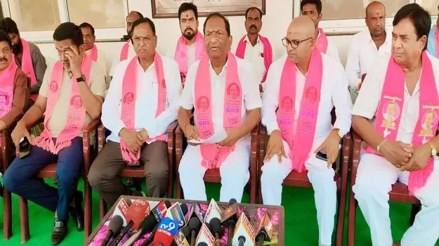 బడ్జెట్‌తో ప్రజలను మోసగించిన కాంగ్రెస్‌ 