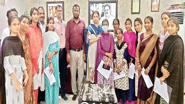 జాబ్‌మేళాలో 60 మందికి ఉద్యోగాలు