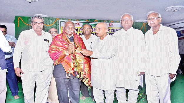 వృద్ధుల సంక్షేమానికి కేంద్ర ప్రభుత్వం రూపొందించిన  జాతీయ విధానాన్ని అమలుపర్చాలి
