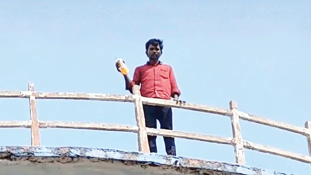 పోలీసులు నా భార్యను దాచారు?