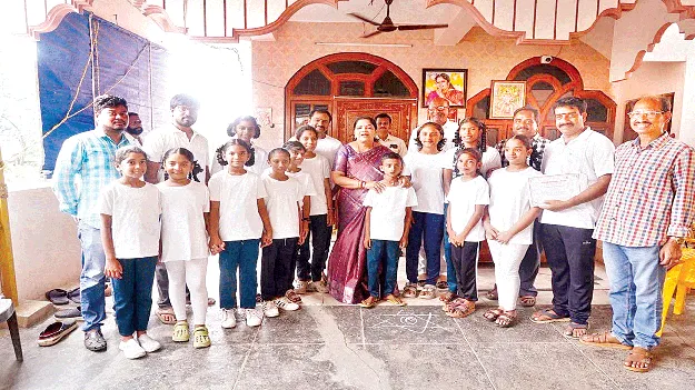 ఏకాగ్రతకు యోగా దోహదం