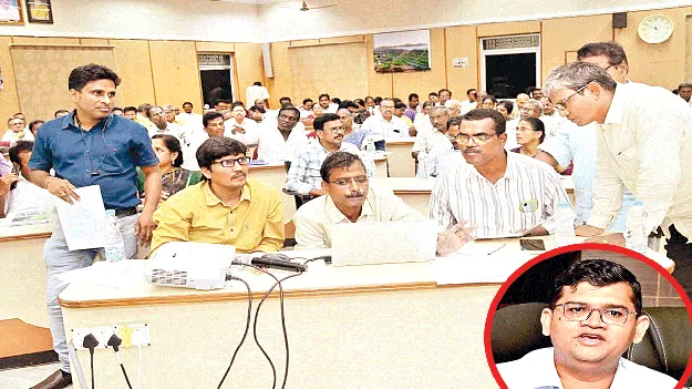 ప్రభుత్వ బడుల్లో వంద శాతం ప్రవేశాలే లక్ష్యం