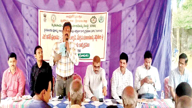 ఆరుతడి పంటలు వేసుకోవాలి