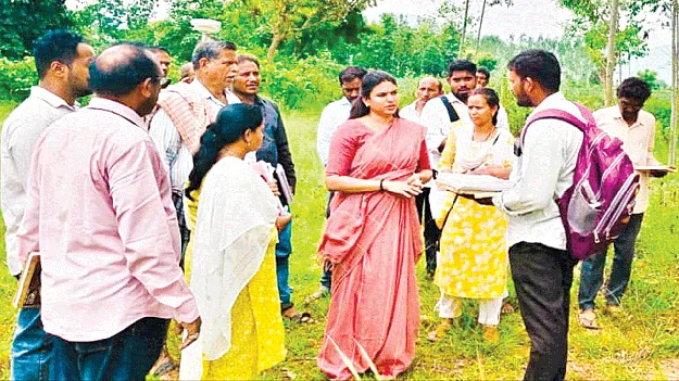 రీ సర్వే పక్కాగా చేపట్టండి: ఆర్డీవో