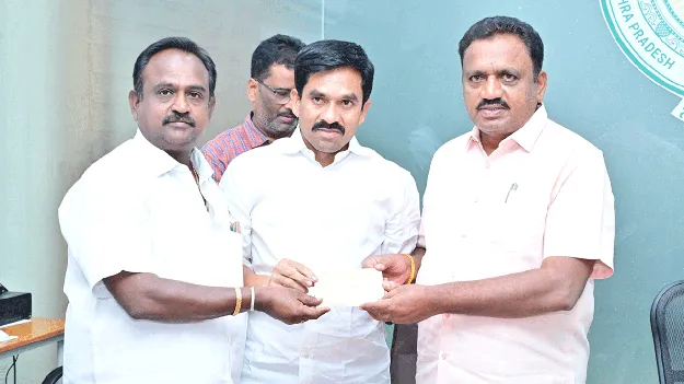 నెల రోజుల్లో క్లెయిమ్‌లు, అభ్యంతరాలు ఇవ్వాలి