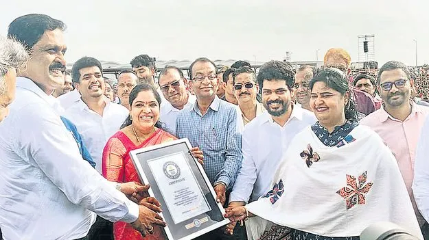 గిరిజన విద్యార్థులు మరో గిన్నిస్‌ రికార్డు 