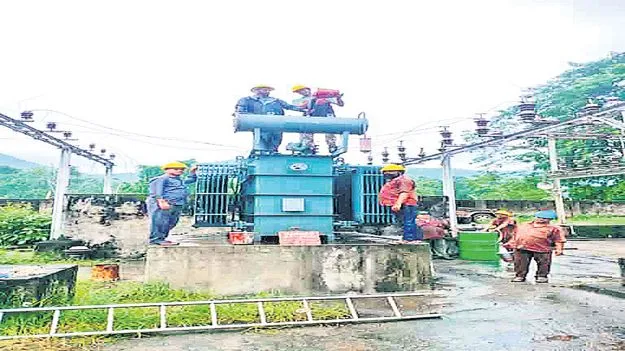 సీలేరులో 13 గంటలు పవర్‌ కట్‌
