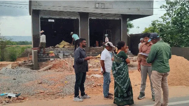 భూ కబ్జాలపై విచారణ