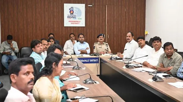 సంక్షేమ, అభివృద్ధి కార్యక్రమాలను ప్రజల్లోకి తీసుకెళ్లాలి 