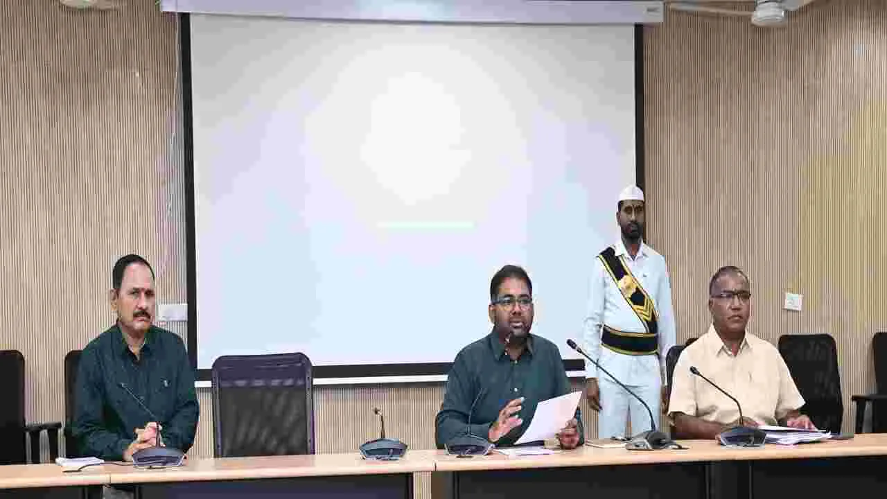 గ్రామాల సమగ్రాఅభివృద్ధి ప్రణాళికలు రూపొందించాలి