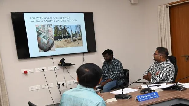గ్రామాల్లో అభివృద్ధి పనులు త్వరగా పూర్తిచేయాలి 