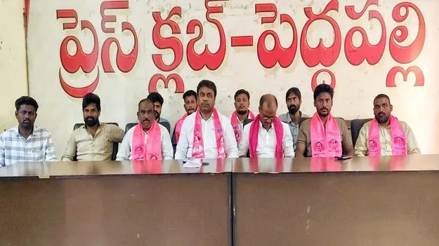 నీటిని ఎత్తిపోయడంలో ప్రభుత్వం విఫలం 