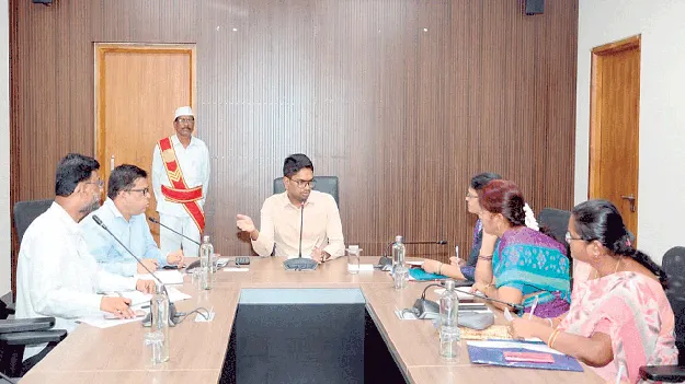 సంక్షేమ వారోత్సవాలు జయప్రదం చేయాలి