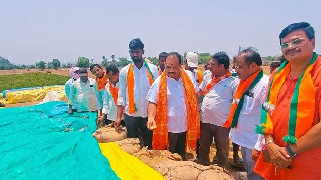 ధాన్యం కొనుగోళ్లలో రాష్ట్ర ప్రభుత్వం విఫలం 