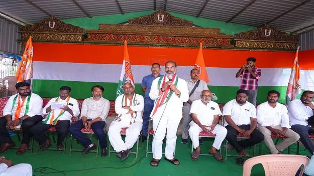 ప్రశ్నించే గొంతుకుల ఓట్లను తొలగించే కుట్ర 