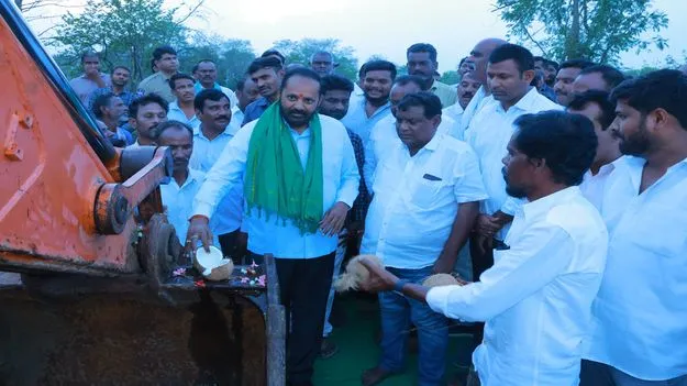 Peddapalli: రైతులకు సాగునీరందించడంలో రాజీపడేది లేదు