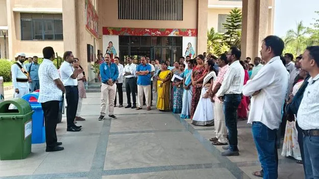 Peddapalli: గ్రామ, వార్డుసభల ద్వారా ప్రభుత్వ సందేశం ప్రతీ ఇంటికి చేరాలి