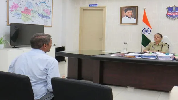  Kumram Bheem Asifabad:   పైరవీలు లేకుండా పోలీసు సేవలను వినియోగించుకోవాలి 