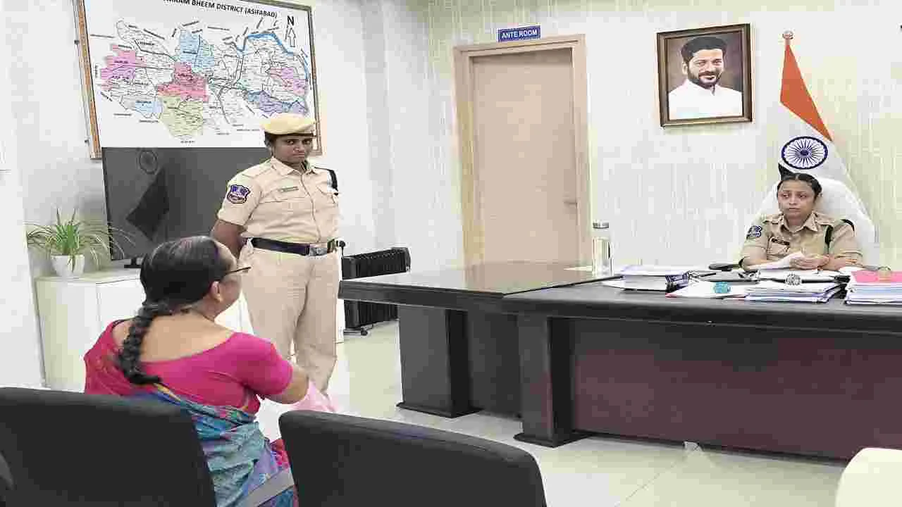 Kumram Bheem Asifabad: నిర్భయంగా పోలీసు సేవలను వినియోగించుకోవాలి
