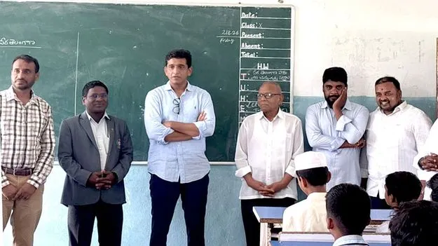 Jagtial:   విద్యార్థులు పట్టుదలతో ముందుకు సాగాలి