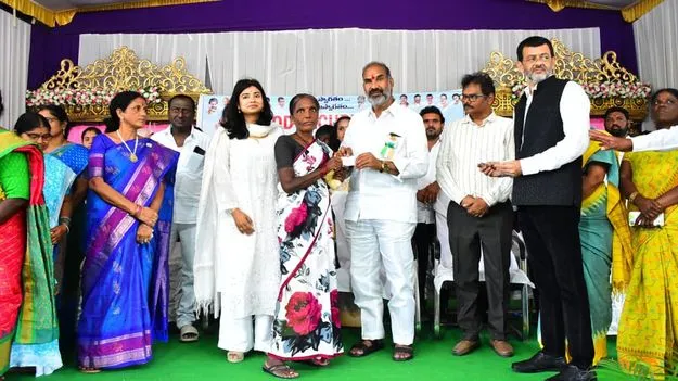  Rajanna Sircilla: పేదల సంక్షేమమే ప్రభుత్వ లక్ష్యం