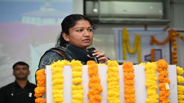 Karimnagar:   కార్మికులకు అండగా ఉంటాం 