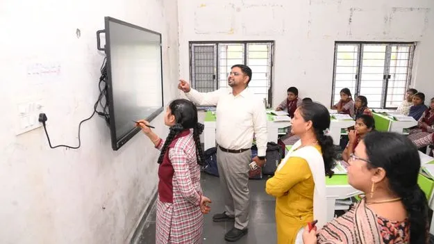  Mancherial:  విద్యార్థులకు మెరుగైన బోధన చేయాలి