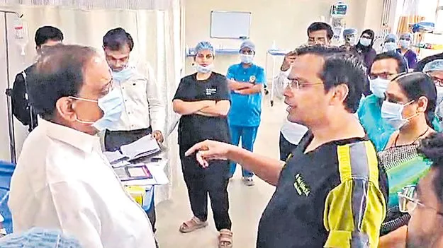కోలుకుంటున్న ఖమ్మం బాలిక 
