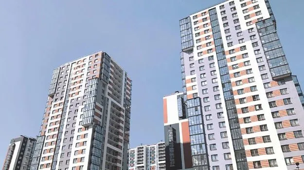 ఇళ్ల విక్రయాలో 4 శాతం క్షీణత