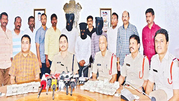 అంతర్రాష్ట్ర దొంగల ముఠా అరెస్టు	