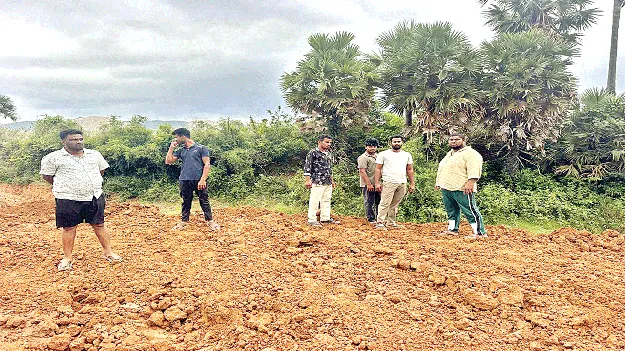  Digging up the tank... covering up the stream. చెరువు తవ్వేసి.. గెడ్డను కప్పేసి