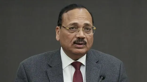 లాఠీచార్జిని సమర్థించలేం
