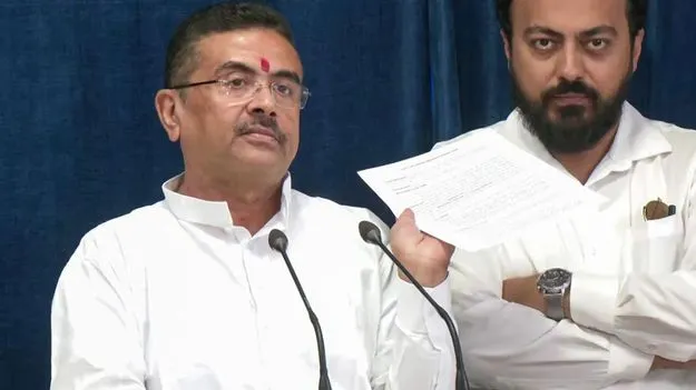బెంగాల్‌లో టీఎంసీ నుంచి ఇద్దరు ఎమ్మెల్యేల బహిష్కరణ