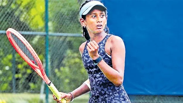 దూసుకుపోతోంది.. రాకెట్‌లా!