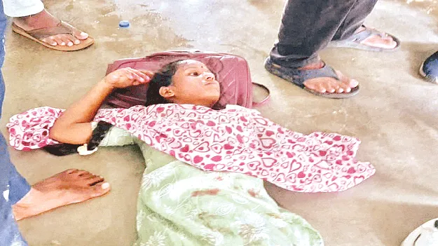 అప్రమత్తమై.. ప్రాణాలు కాపాడి