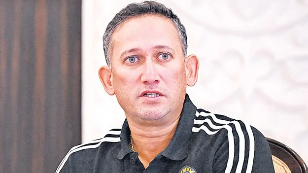 అగార్కర్‌ పదవీకాలం పొడిగింపు