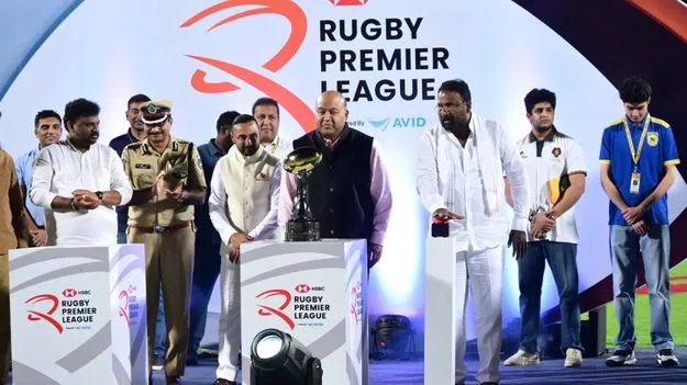 హైదరాబాద్‌ ఓటమితో ఆరంభం