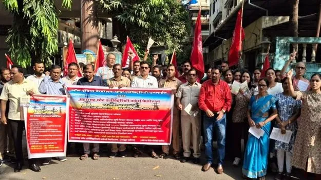 విద్యుత్తు సంస్థల విభజన, ప్రైవేటీకరణ వద్దు