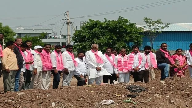 అభివృద్ధి పేరుతో ఎమ్మెల్యే అరాచకాలు 