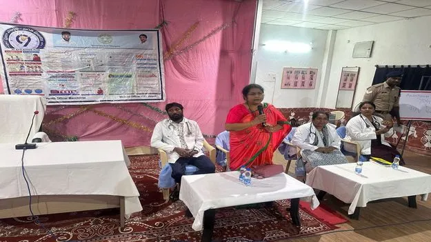 పరిసరాల పరిశుభ్రత పాటించండి