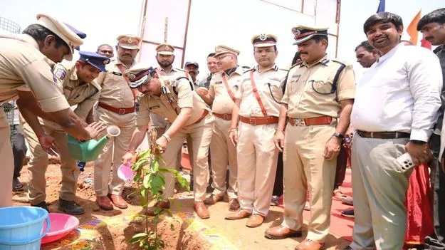 ప్రజలకు మరింత చేరువగా పోలీస్‌ వ్యవస్థ 