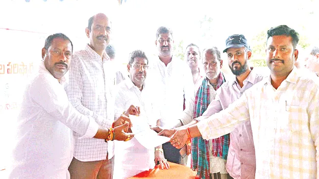 సమస్యల పరిష్కారానికే ప్రజాదర్బార్‌