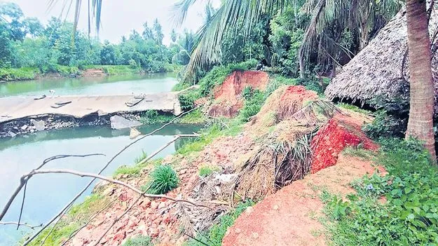 నిధులున్నా.. మొదలుకాని పనులు