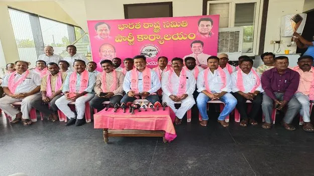 రెండేళ్ళ వైఫల్యాలను కప్పిపుచ్చుకోవడానికే దాడులు